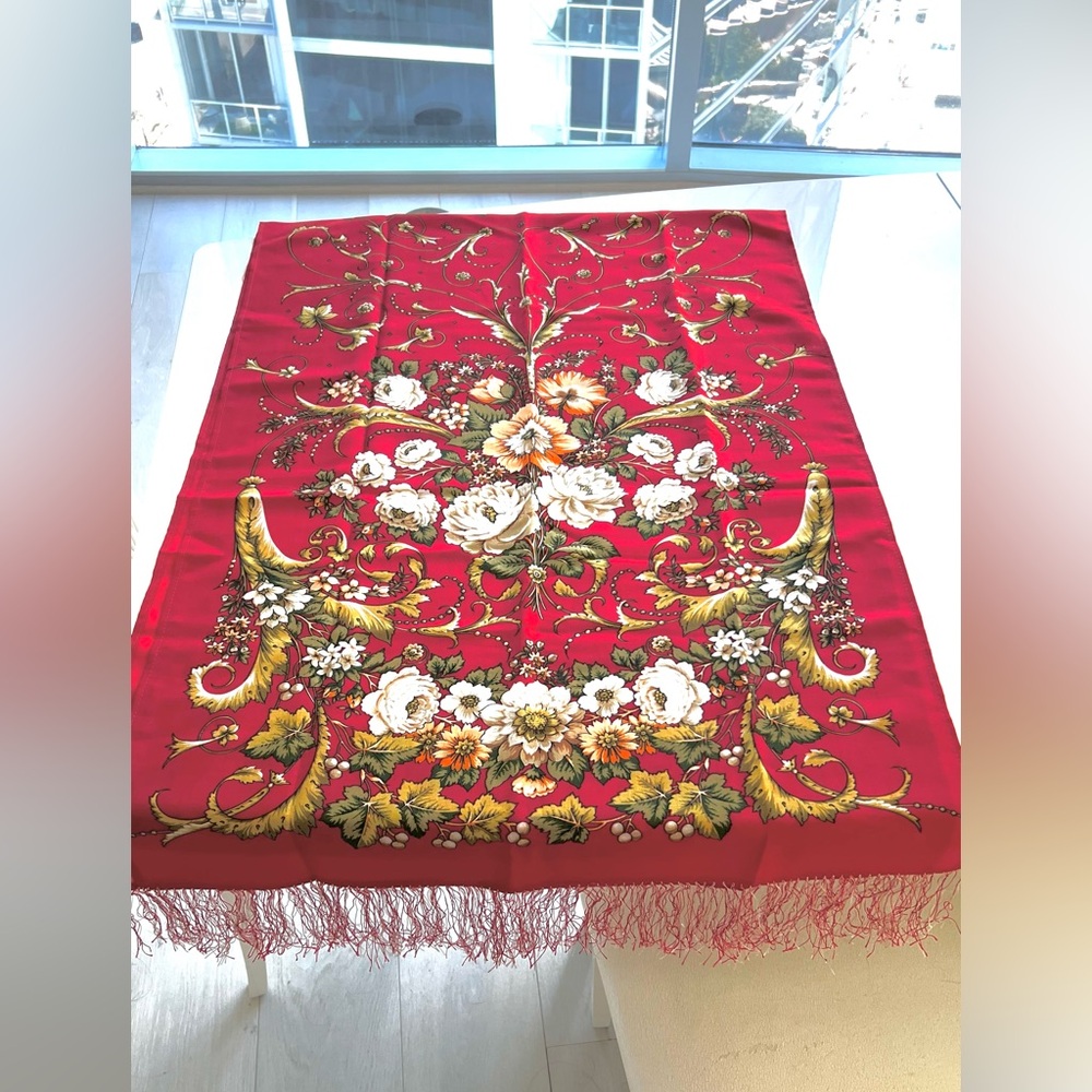 DESIGNER SCARF Diva
wool printed with silk fringe